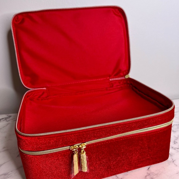 Estée Lauder velvet gift bag/makeup case - Picture 5 of 6